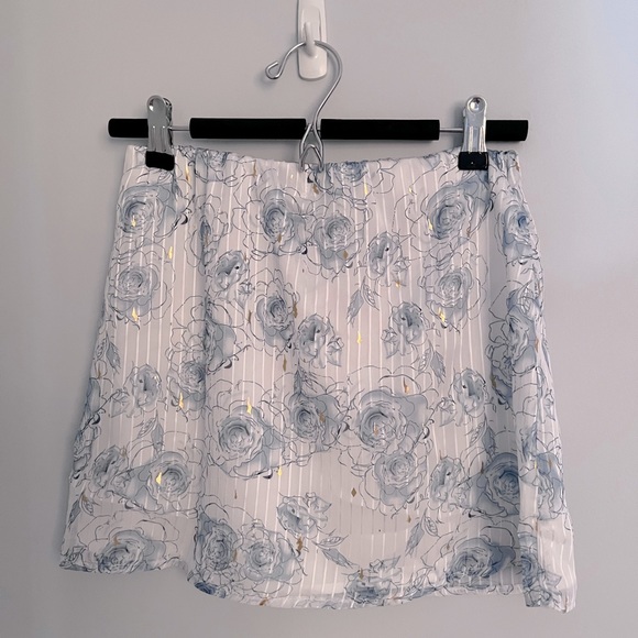 Beginning Boutique Two-Piece Set - Picture 5 of 5